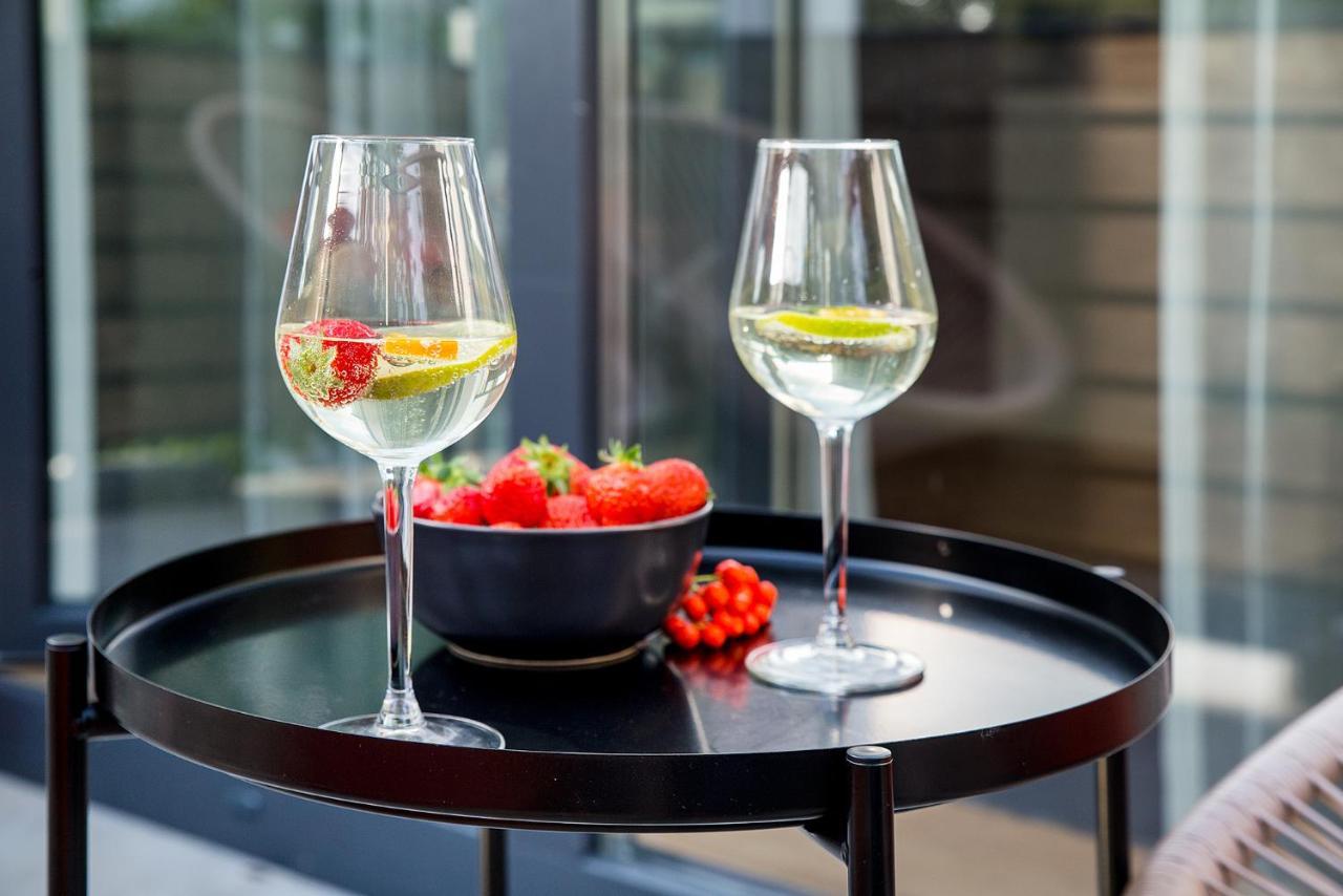 W&K Apartments - Balance Suite - Faktura Vat, Parking Koszalin Kültér fotó